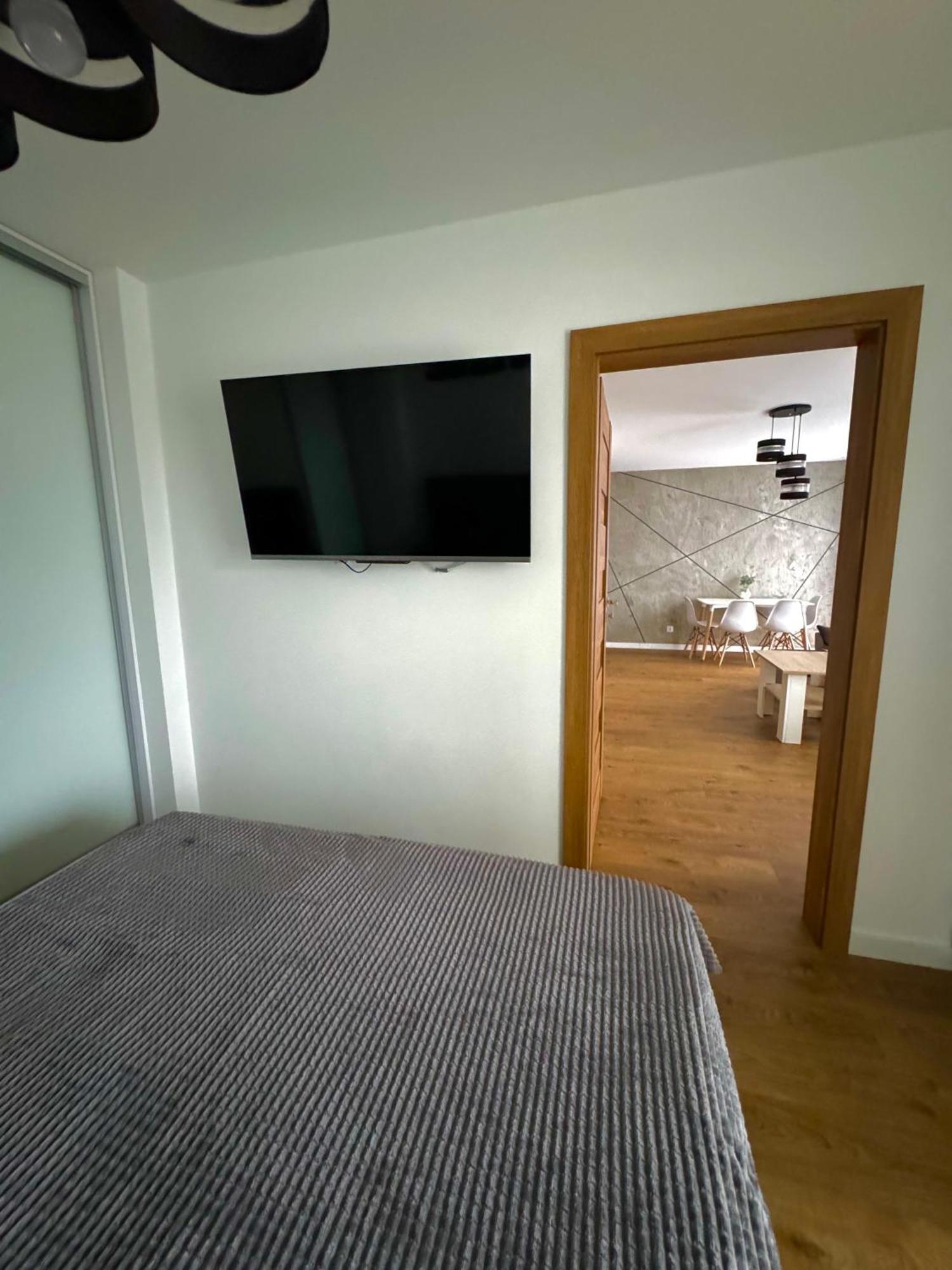 Jurajska Plaza - Nowoczesny Apartament Z Osobna Sypialnia, Parking Gratis - Kielce Eksteriør billede